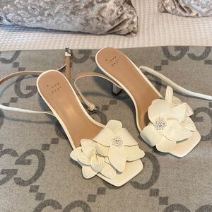A New Day Women's White Floral Heels